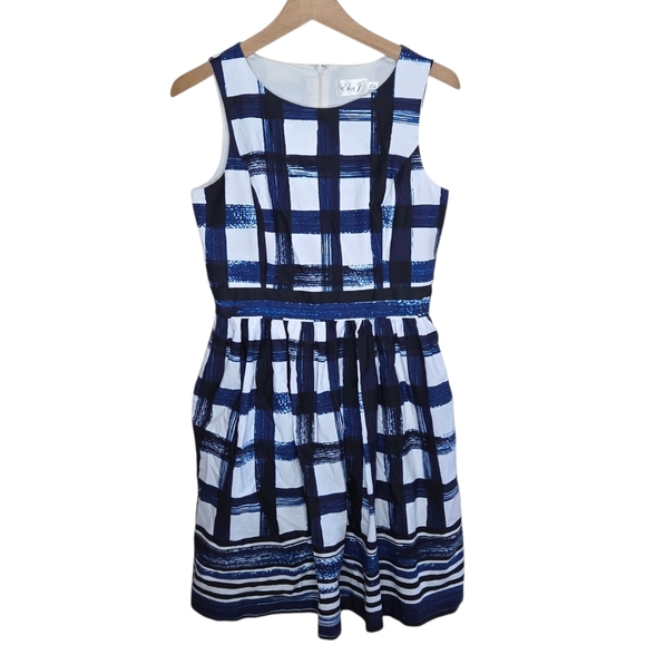 Eliza J | Navy Blue White Fit & Flare Windowpane Sleeveless Dress Size 6 - Picture 1 of 9